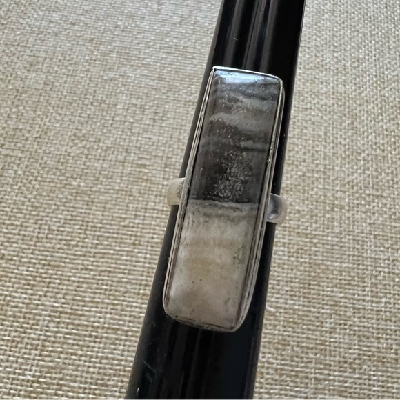 New Zebra Laguna Calcite Stone Silver Overlay Ring Size 6.25 - Picture 7 of 7